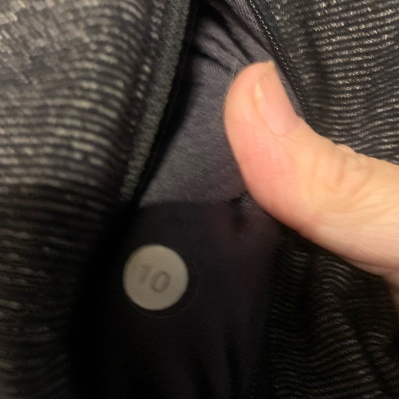 Lululemon long full zip - Picture 3 of 4